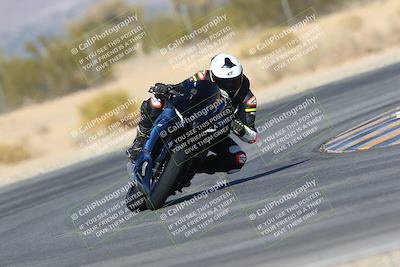 media/Jan-14-2024-SoCal Trackdays (Sun) [[2e55ec21a6]]/Turn 6 (125pm)/